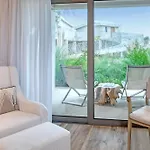 فندق Domes Miramare, A Luxury Collection Resort, Corfu - Adults Only مورايتيكا