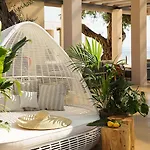 فندق Domes Miramare, A Luxury Collection Resort, Corfu - Adults Only مورايتيكا